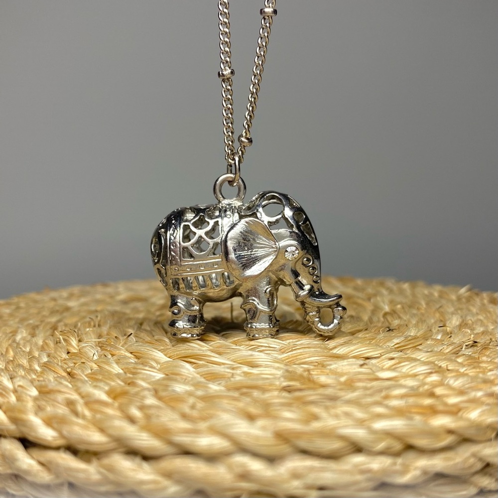 3D Silver Tone Filagree Elephant with Rhinestone Eyes on Long Chain